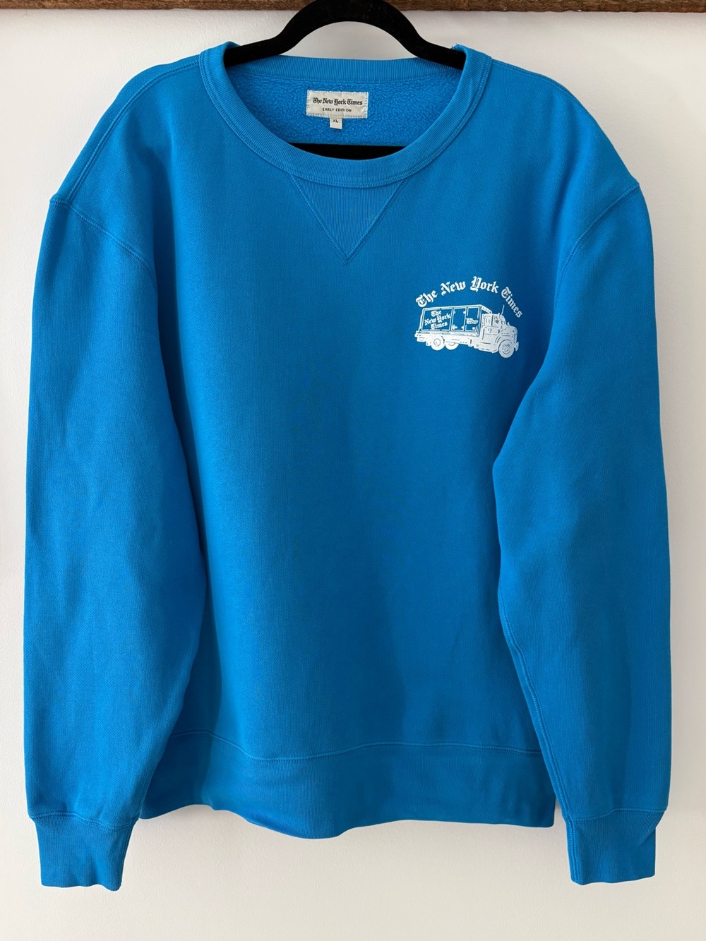 New York Times—1970s Delivery Truck Sweatshirt 100% Cotton (Cobalt Blue, XL)